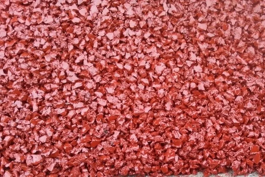 Coloured rubber crumb