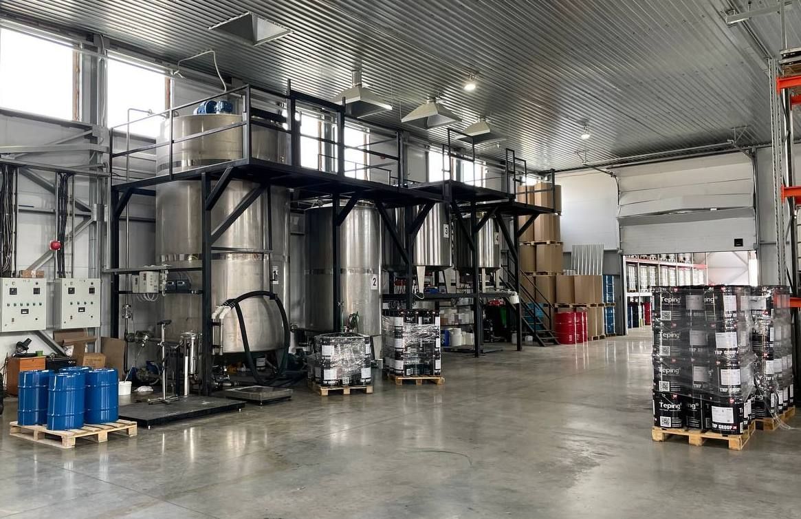 Mixing vessels and packaged Teping products at TNP production facilities