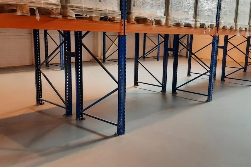 Chemical plant warehouses, photo 2